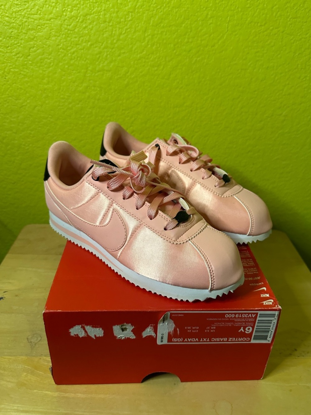 Nike Cortez Basic TXT GS ‘Valentine’s Day’ Shoes in Size 6Y